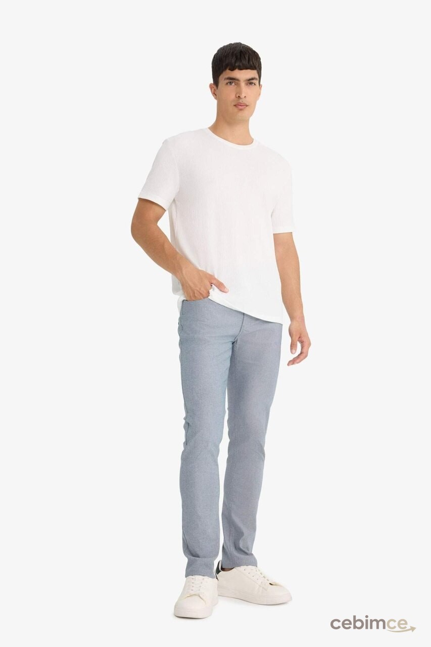 DeFacto Yazlık Chino Kanvas Dokulu Pantolon Slim Fit Dar Kesim Cepli Dar Paça T1055AZ25SPIN87